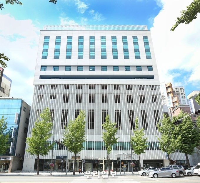 aSSIST경영대학원 핀란드타워 전경