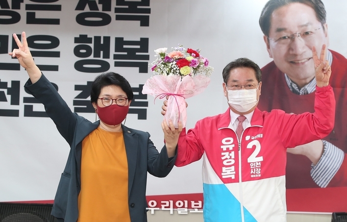 안귀옥 변호사 유정복 국민의힘 후보를 지지선언 ⓒ 유정복 캠프 제공