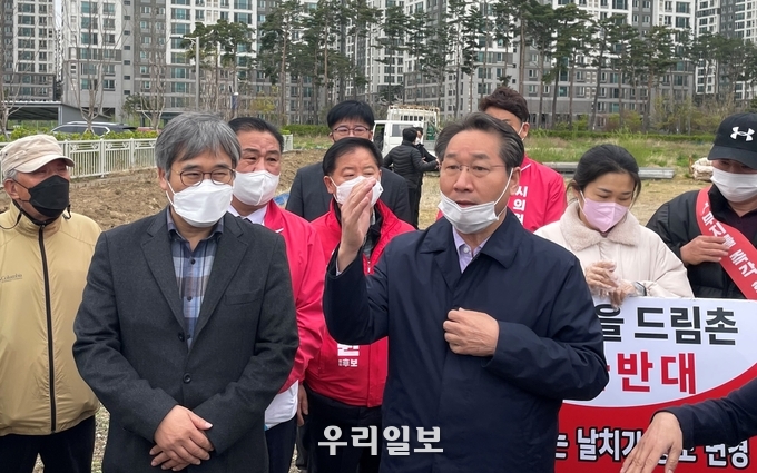 국민의힘 유정복 인천시장 후보가 원도심 활성화 정책을 발표하고 있다. ⓒ 유정복 후보 캠프 제공