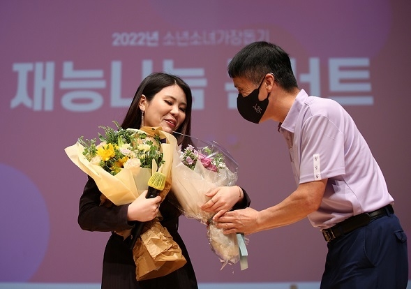 전국가요제 싹쓸이 가수 최향