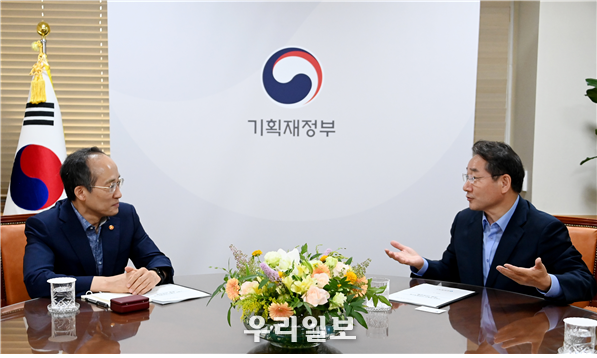 유정복 시장, 주말 경제부총리 만나 국비 확보 잰걸음 ⓒ인천시청