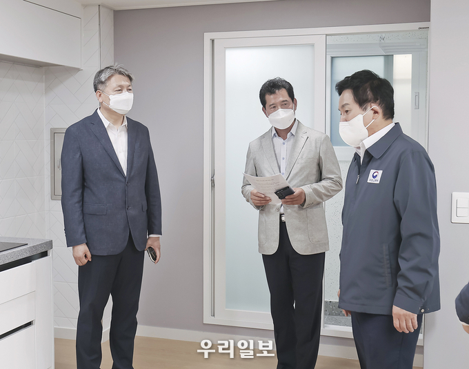 원희룡 국토교통부장관(오른쪽)이 시흥을 방문 했다.(사진=시흥시)