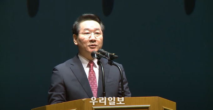 유정복 인천시장이 제77회 광복절 경축식에서 축사를 하고 있다. ⓒ 우리일보 db