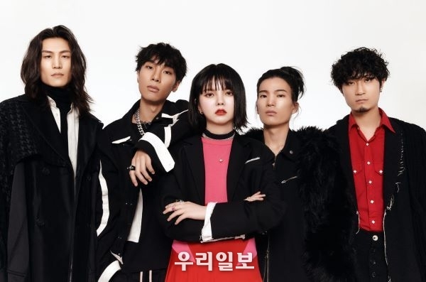 밴드 카디 프로필 사진