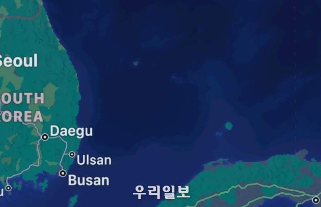  미국 등 22개국에서 검색한 애플 아이폰 지도에서는 독도 표기가 되어 있지 않다.